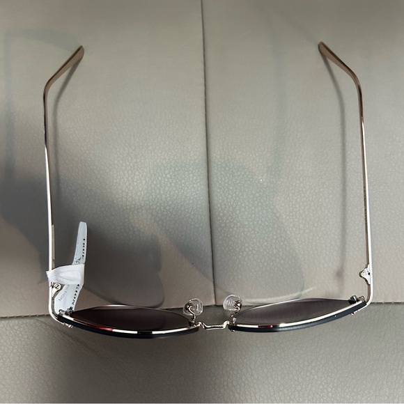 BNWT TRUE RELIGION WOMEN'S CAT EYE SUNGLASSES - Picture 2 of 16